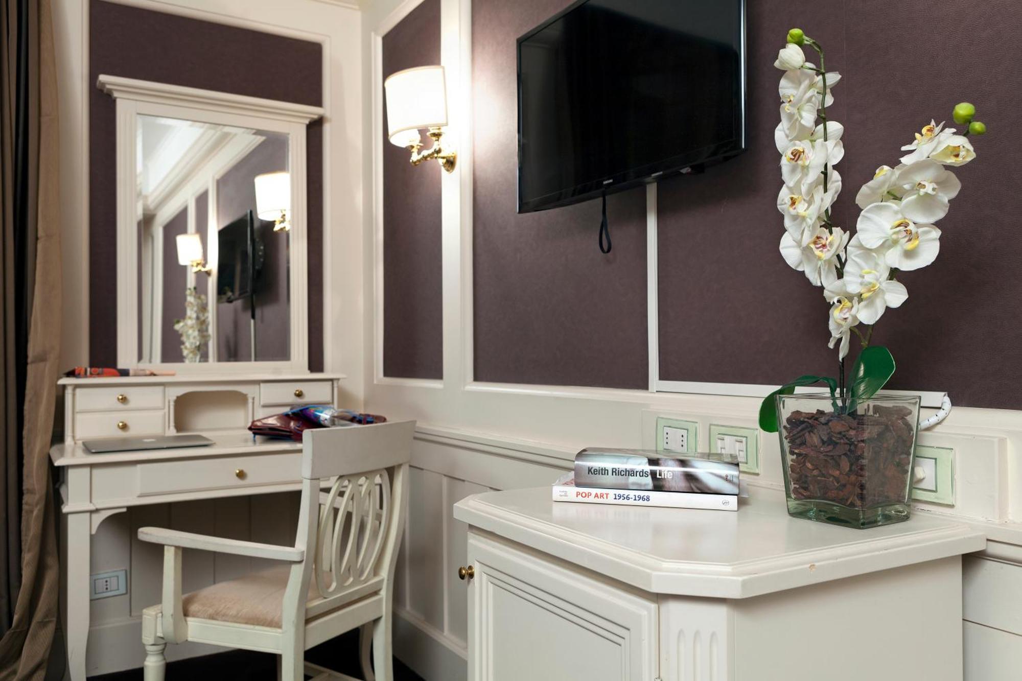 Double Room,1597550450:JPEG